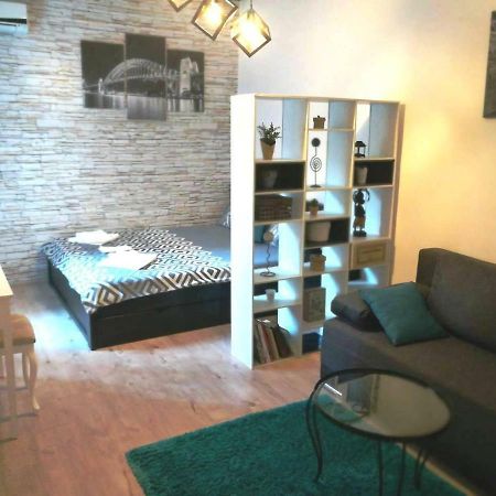 Saramala Apartment Белград Екстериор снимка