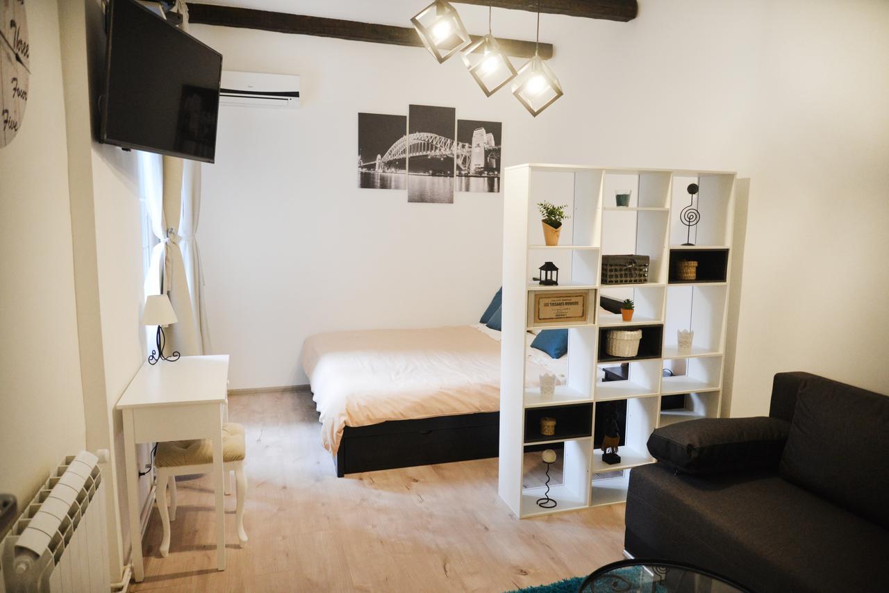 Saramala Apartment Белград Екстериор снимка